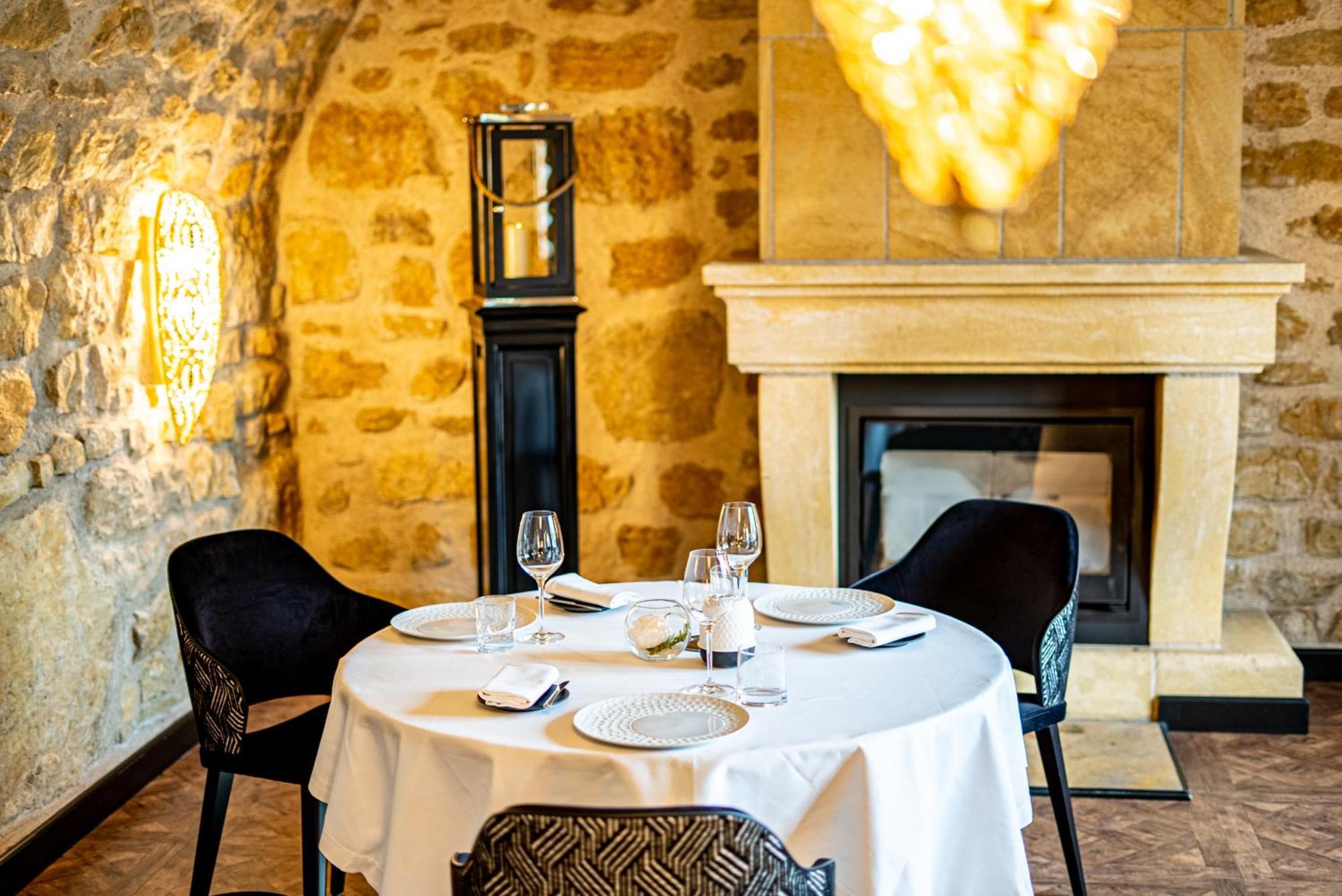 Domaine De La Klauss & Spa, Restaurant Gastronomique Le K Montenach Zewnętrze zdjęcie